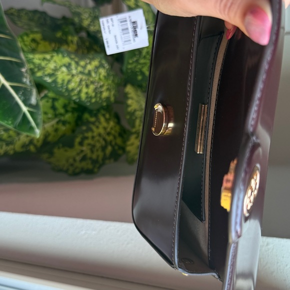 Tory Burch NWT Robinson Spazzolato Leather Shoulder Bag - Picture 11 of 11